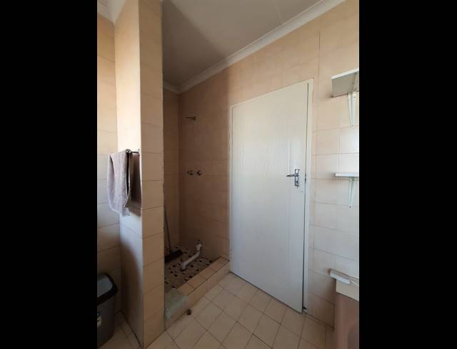 5 BEDROOM FREEHOLD FOR SALE IN NOORDWYK